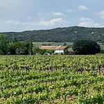 Apartment Appt 2 Pieces Dans Mas Provencal Roquemaure (Gard)