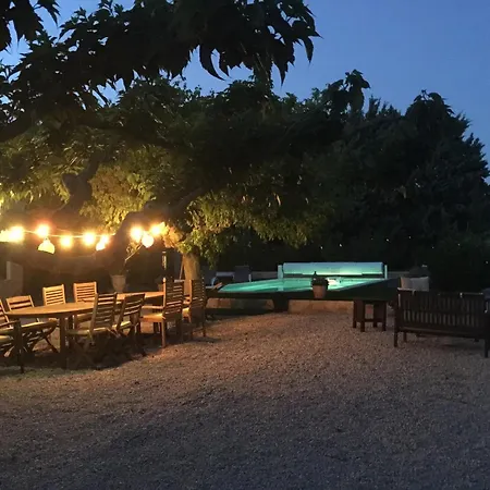 Appt 2 Pieces Dans Mas Provencal *
